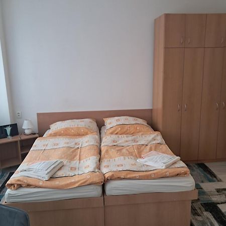 ŠD Urbánkova 2 Košice Exterior foto