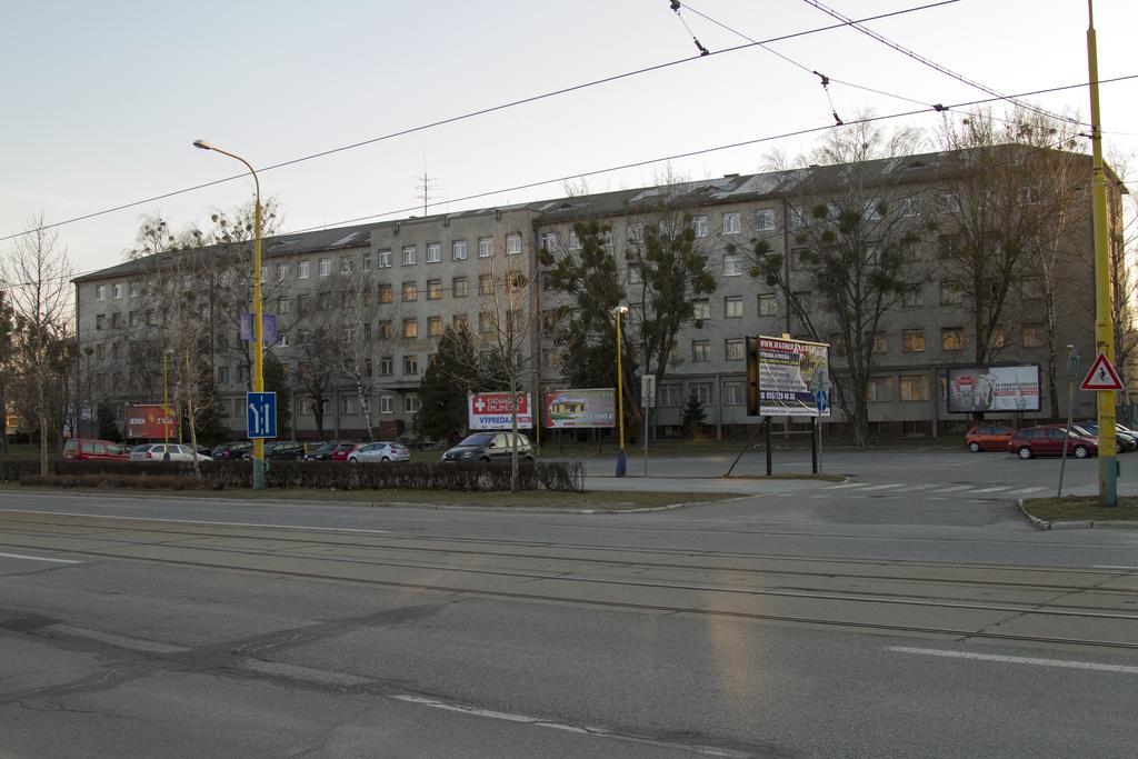 ŠD Urbánkova 2 Košice Exterior foto